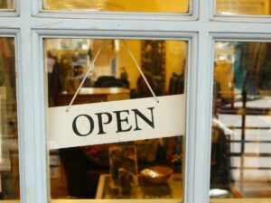 cambio de titularidad de licencia de actividad en valencia